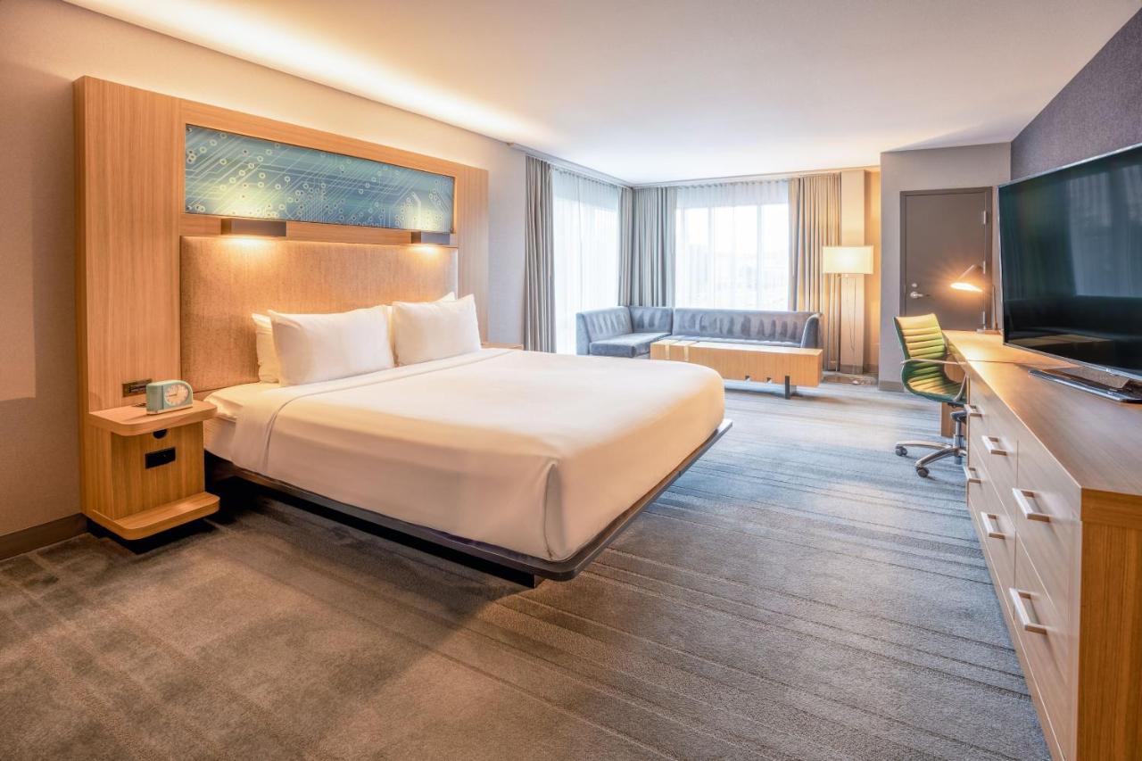 Aloft Hotel